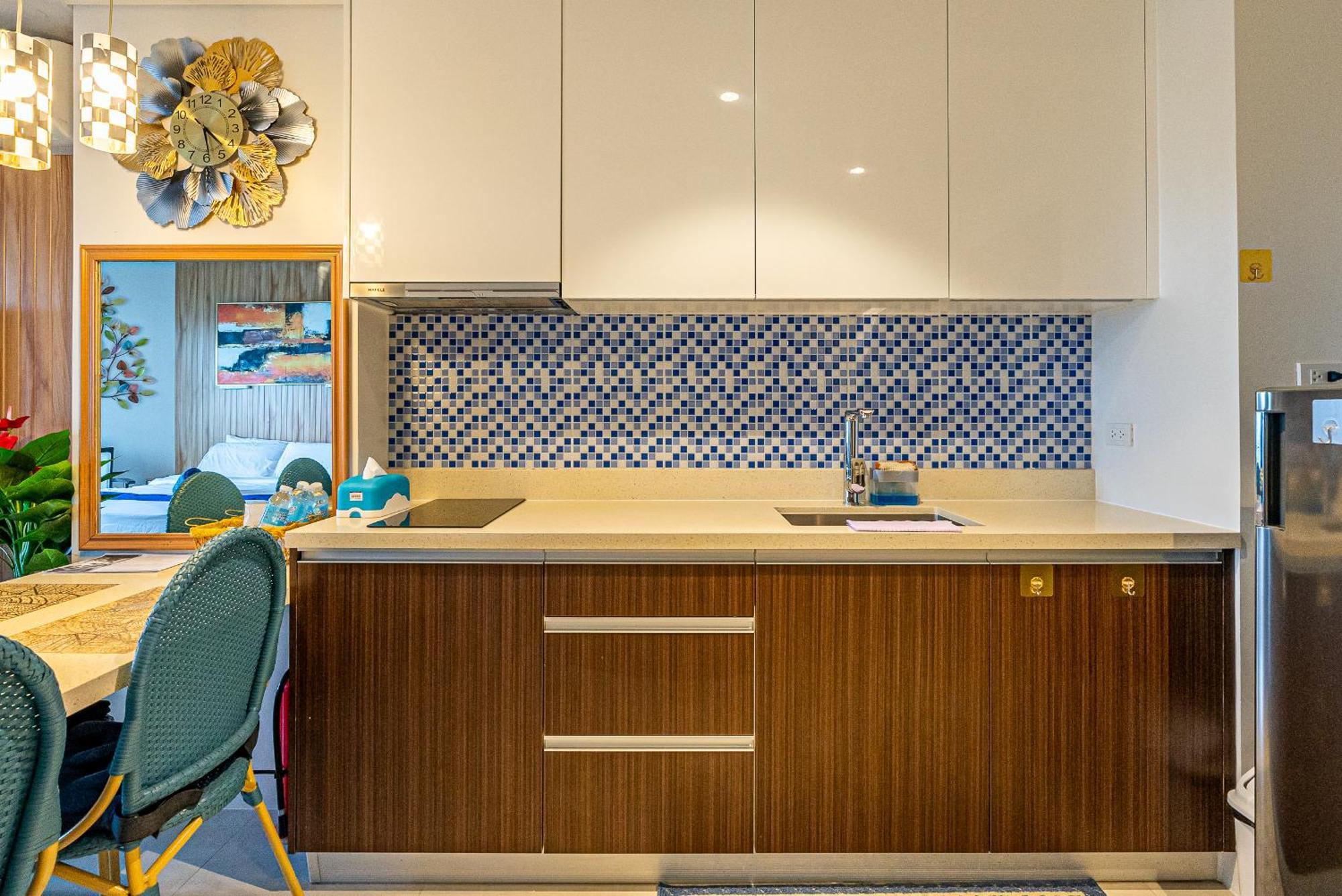 14Dc Tambuli Seaside Living Leilighet Lapu-Lapu City Eksteriør bilde